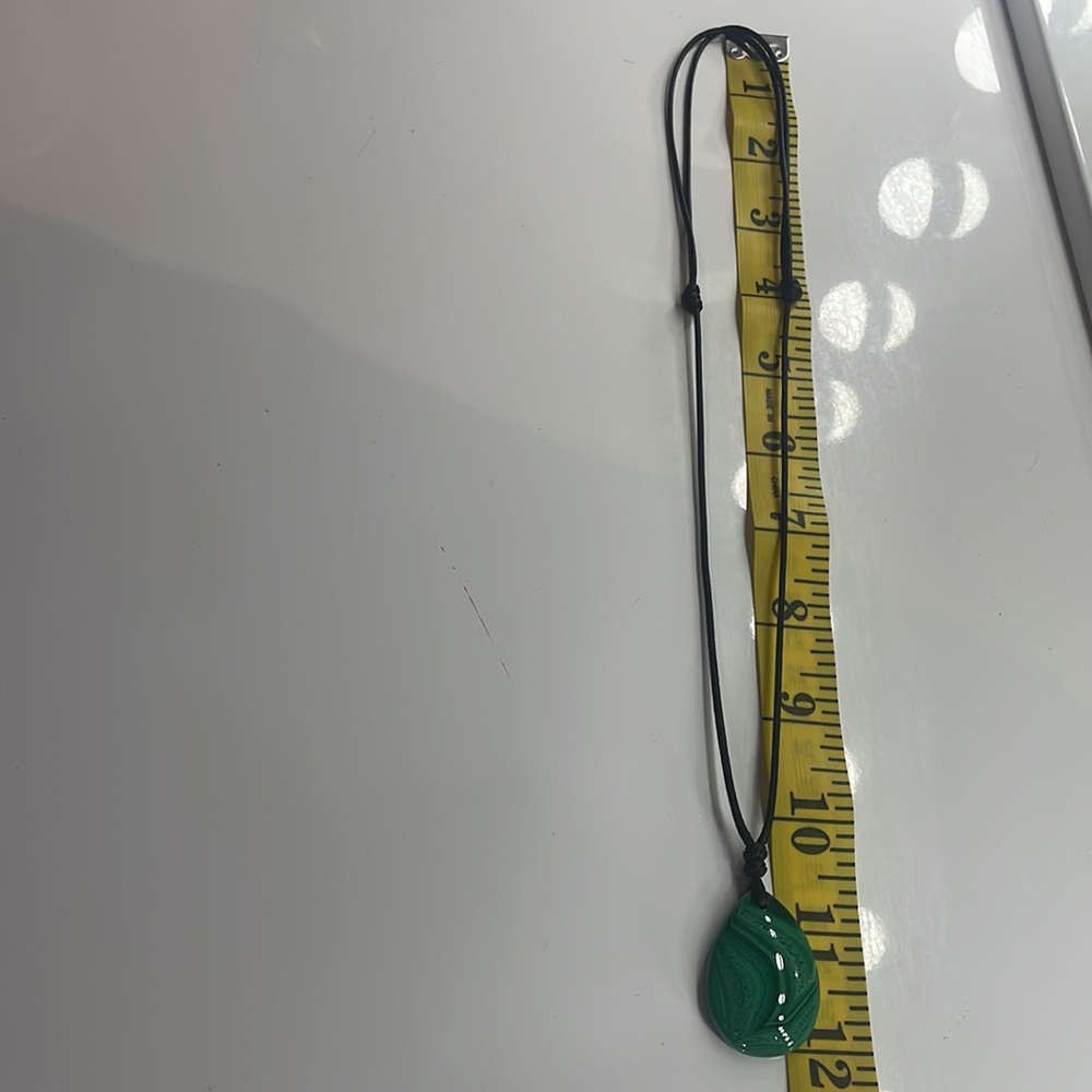 Green Malachite Pendant with adjustable black strap, wear long or as choker - Picture 3 of 6